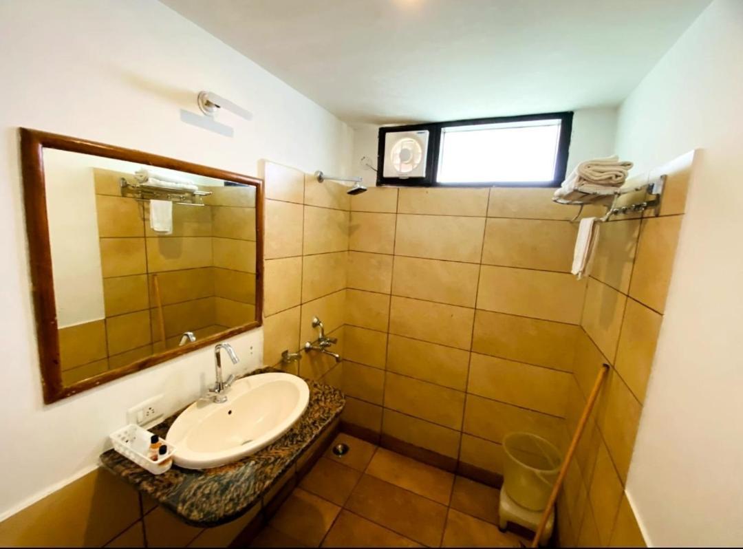 Mist N Meadows Resort Rājgarh Δωμάτιο φωτογραφία