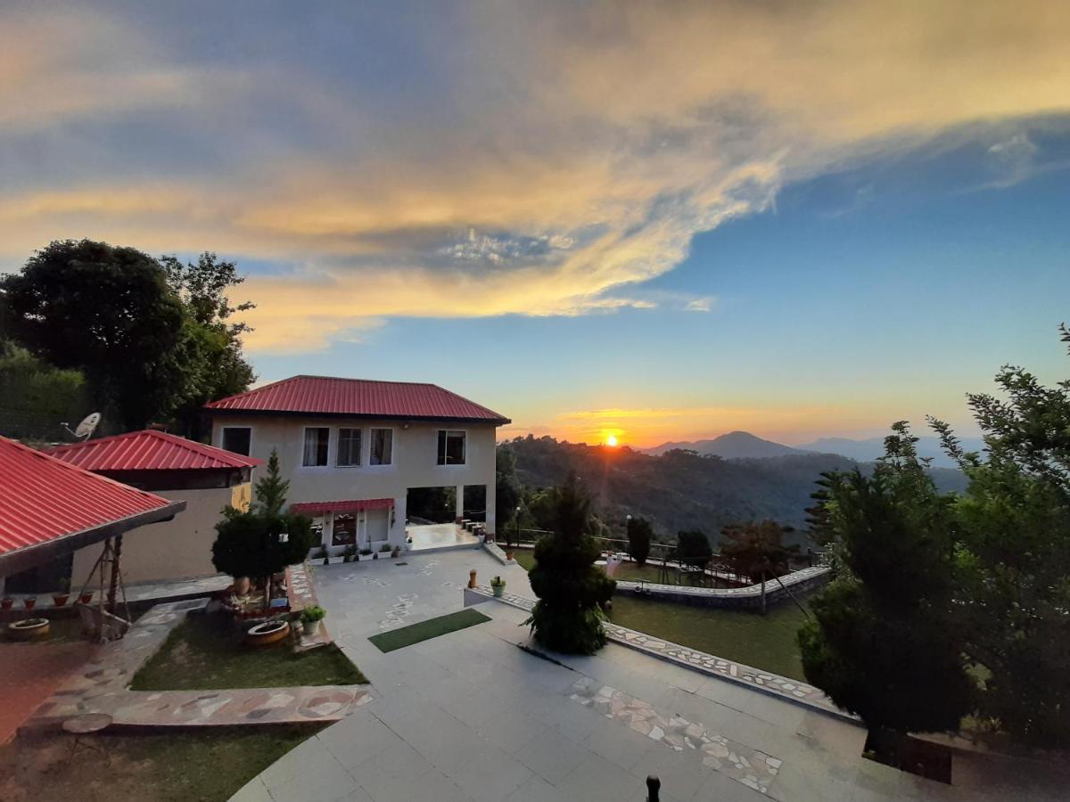 Mist N Meadows Resort Rājgarh Εξωτερικό φωτογραφία