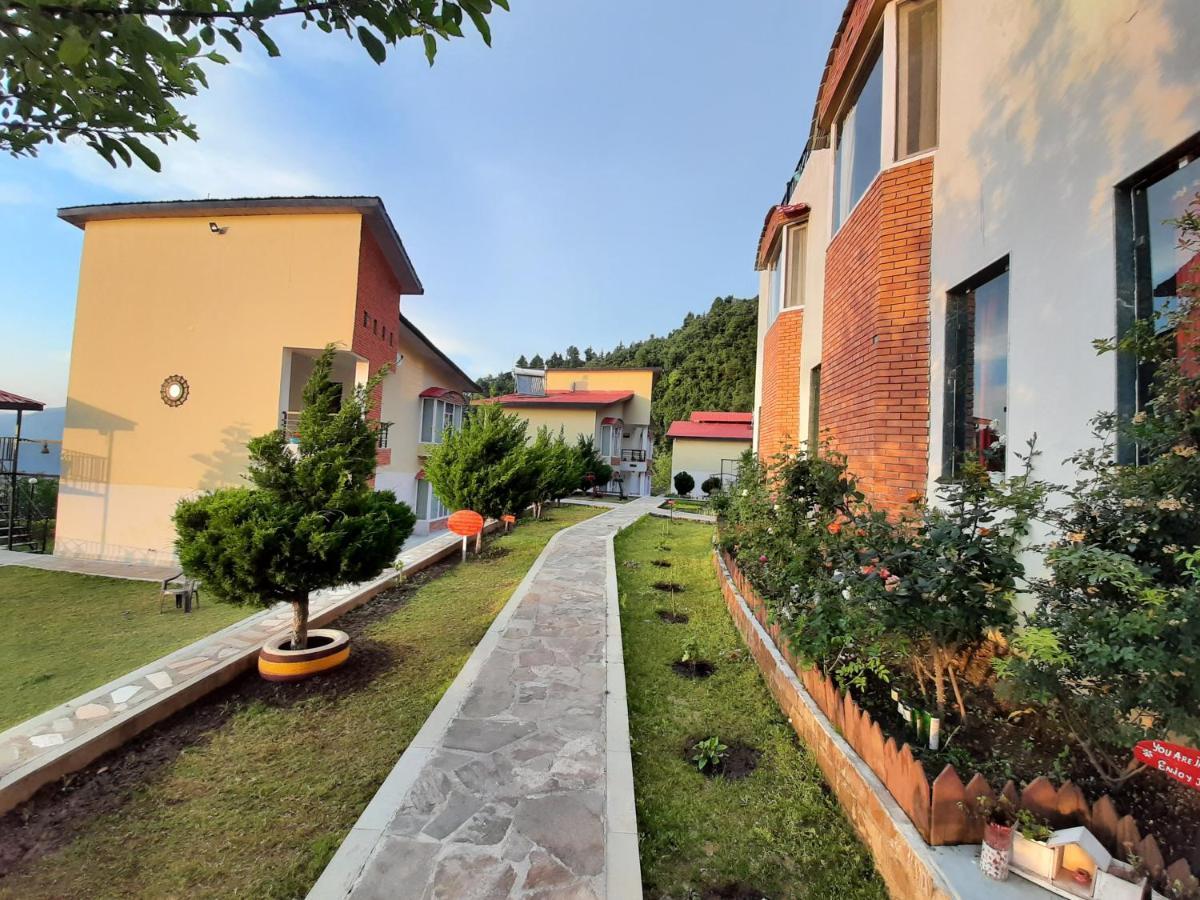 Mist N Meadows Resort Rājgarh Εξωτερικό φωτογραφία